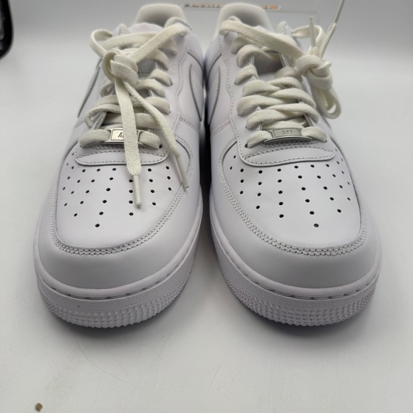 NEW Nike Air Force 1 '07 White - Picture 8 of 9